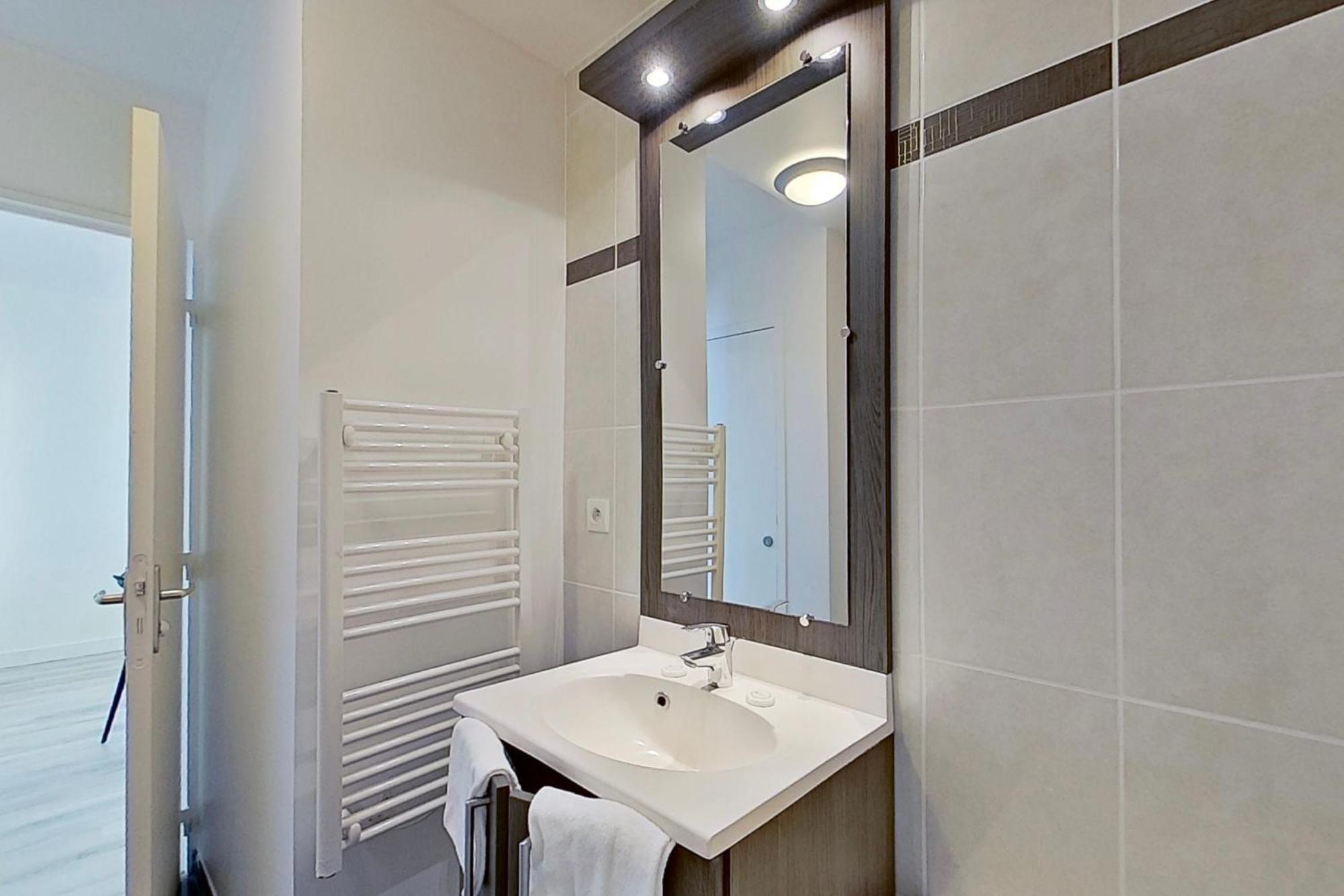 City Residence Tours 3*