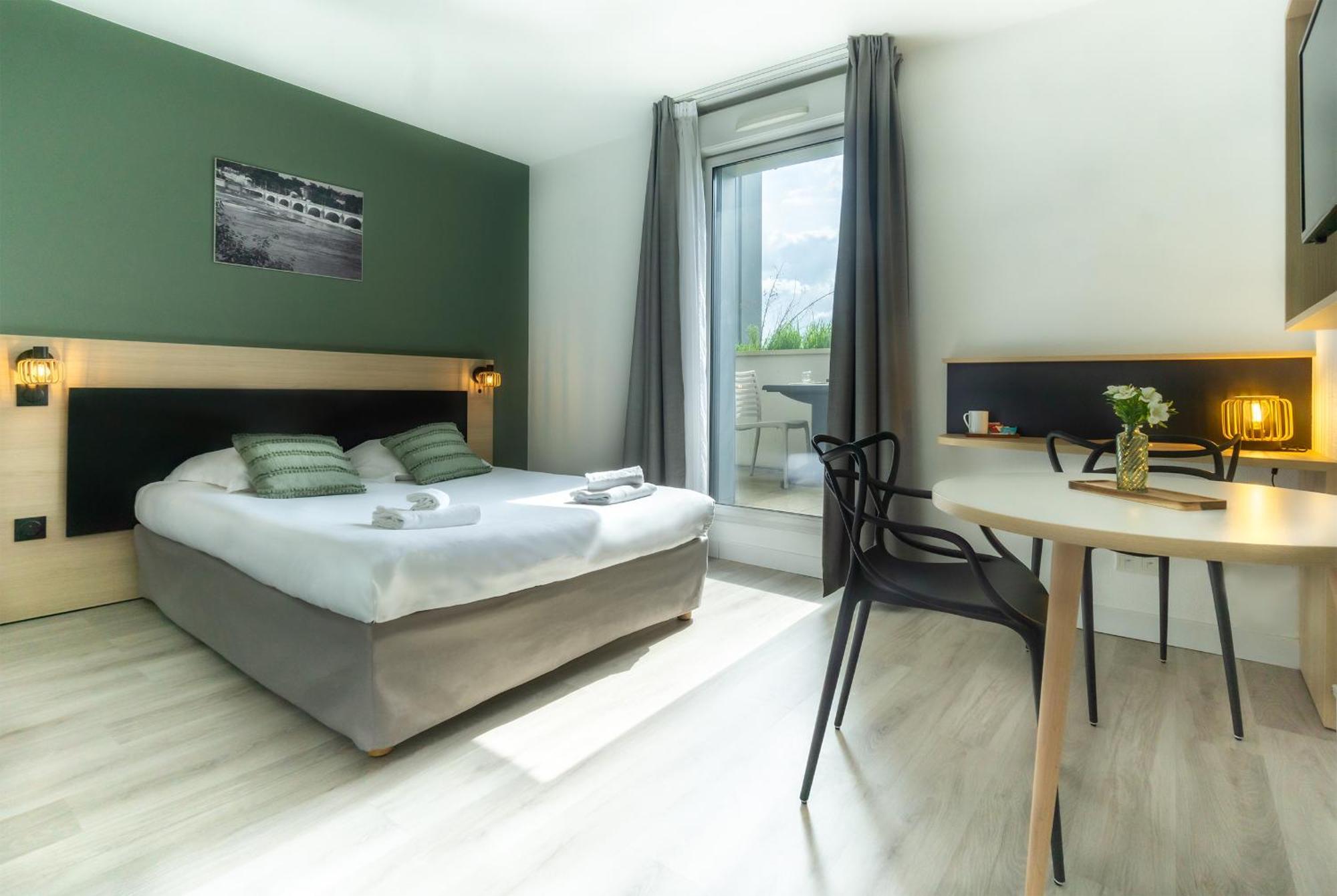 City Residence Tours Aparthotel Tours